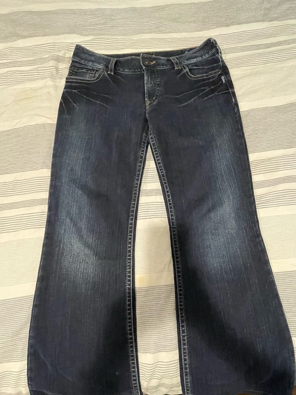 Silver Jeans Women's Dark Blue Flare Jeans, size 32
